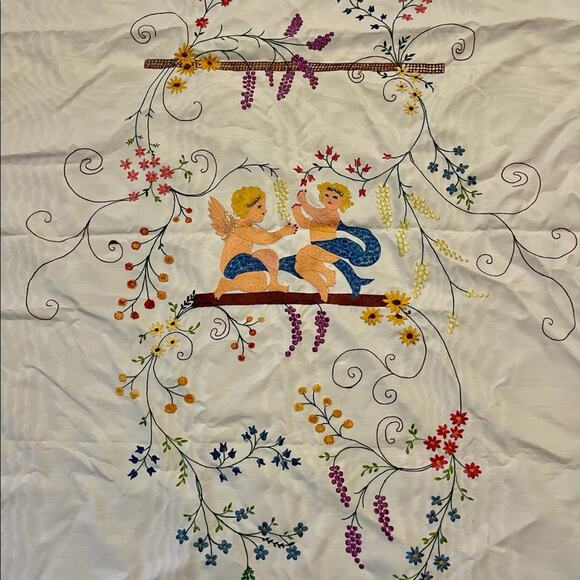 Handmade baby crate bed spread hand embroidered Querubins VINTAGE size 61" x 95" - Picture 8 of 10